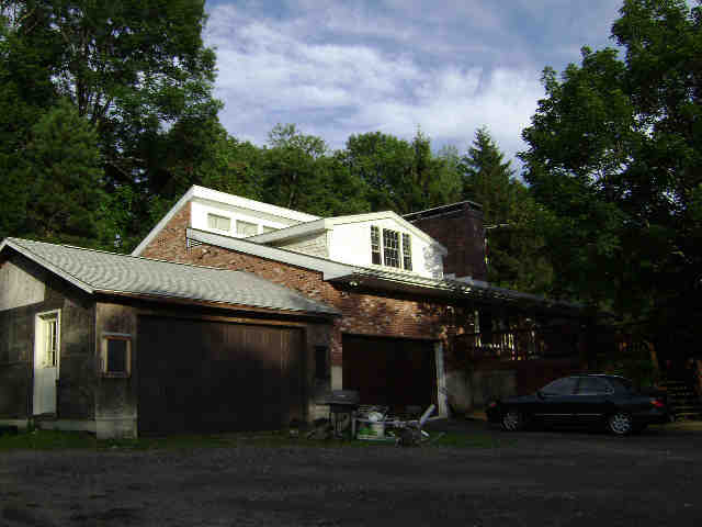 Building photograph for 78 CRANE HOLLOW RD